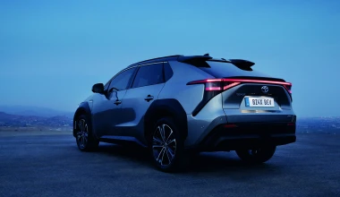 Αυτό είναι το πρώτο ηλεκτρικό μοντέλο της Toyota (video)