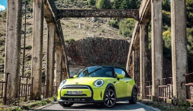 Οδοιπορικό στην ορεινή Αρκαδία με MINI Cooper Cabrio