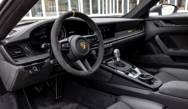 Porsche 911 GT3 «φοράει» περήφανα την στολή της 956 που νίκησε στο Le Mans [Video]