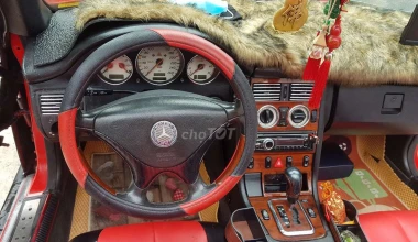 Πώς μπορείς να καταστρέψεις πλήρως την εμφάνιση μιας Mercedes-Benz SLK;