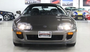 Toyota Supra MK4 με μόλις 15.511 km πωλείται για 300.000 δολάρια!
