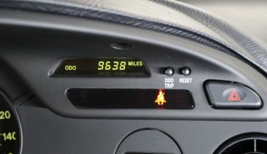 Toyota Supra MK4 με μόλις 15.511 km πωλείται για 300.000 δολάρια!