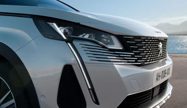 Δοκιμή Peugeot 3008 Hybrid4 e-EAT8 300 PS: Straight flush! 