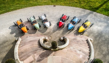 Κι όμως, κάποιος αγόρασε 8 Bugatti! 