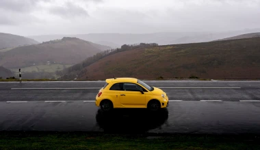 H Abarth αποκαλύπτει τους 20 καλύτερους δρόμους για οδήγηση σε Βρετανία και Ιρλανδία