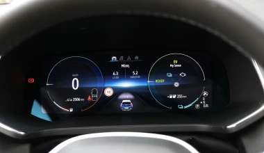 Δοκιμή Renault Captur E-Tech PHEV: Το Β-SUV που μπαίνει στην πρίζα