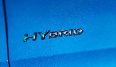 Δοκιμή Peugeot 3008 Hybrid: Με 225 ίππους και 1,5 lt/100 km κατανάλωση