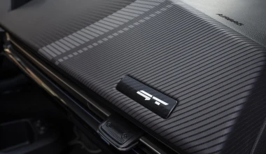 Οδηγούμε το νέο Kia EV6 GT - Ηλεκτροσόκ 585 ίππων! [video]