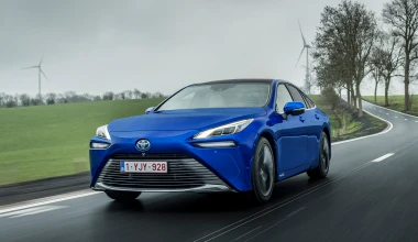 Υβριδική τεχνολογία στο WRC;