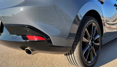 Δοκιμή Mazda 3 2.0 e-Skyactiv G 150: Middle ground