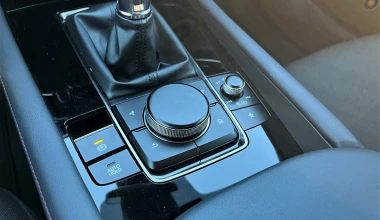 Δοκιμή Mazda 3 2.0 e-Skyactiv G 150: Middle ground