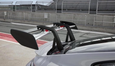 Νέα Porsche 911 GT3 RS: Αποκαλύφθηκε η πιο «ειδική» 911 [video] 