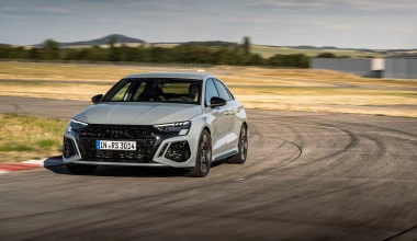 Νέο Audi RS 3 Performance Edition με τελική 300 km/h!