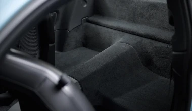 Νέα Porsche 911 Carrera T: Ελαφρύτερη, με 7άρι χειροκίνητο!