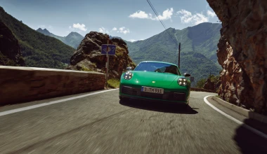 Νέα Porsche 911 Carrera T: Ελαφρύτερη, με 7άρι χειροκίνητο!