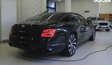 Γνωρίζοντας τις μεθυστικές Bentley Flying Spur PHEV και Benteyga PHEV από κοντά