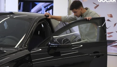 Γνωρίζοντας τις μεθυστικές Bentley Flying Spur PHEV και Benteyga PHEV από κοντά