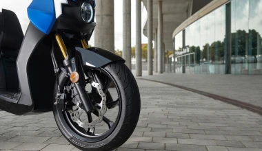 Νέο SEAT MÓ 125 Performance: Πιο γρήγορο και με ανάρτηση Ohlins!