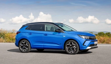 Δοκιμή Opel Grandland PHEV 225 PS: Πολυταξιδευτής