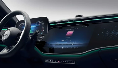 Απίθανο! Έβαλαν TikTok και selfie κάμερα στη νέα Mercedes E-Class