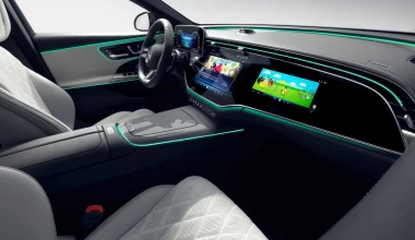 Απίθανο! Έβαλαν TikTok και selfie κάμερα στη νέα Mercedes E-Class