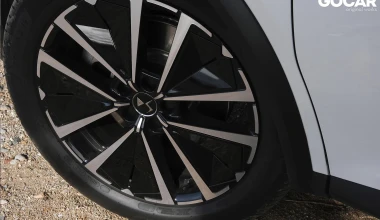 Δοκιμή DS 7 E-Tense 300: Η τέχνη του ταξιδιού