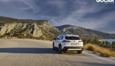 Δοκιμή Toyota Corolla Cross 2.0 Hybrid AWD: Σίγουρο στοίχημα! [video]