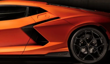 Lamborghini Revuelto LB744: Όλα τα μυστικά του υβριδικού supercar των 1.015 PS