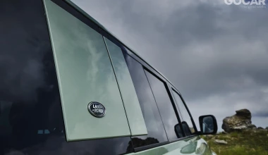 Δοκιμή Land Rover Defender 110 D300 75 Years: Alpha male SUV