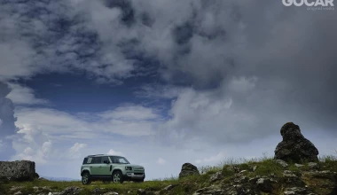 Δοκιμή Land Rover Defender 110 D300 75 Years: Alpha male SUV