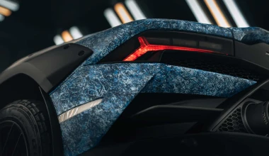 Δεν θα πιστέψεις πόσες ώρες έβαφαν αυτή τη Lamborghini!