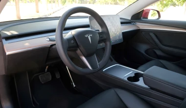 Αποκλειστικό: Η πρώτη σχολή οδηγών στην Ελλάδα με Tesla!