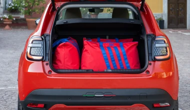 Οδηγούμε το ηλεκτρικό FIAT 600e στο Τορίνο