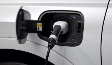 Honda CR-V: Όλα όσα γνωρίζουμε για το νέο SUV που θα έρθει και ως plug-in hybrid
