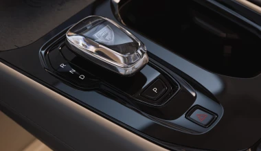 Νέο Volvo EM90: Ένα ηλεκτρικό MPV, πιο άνετο κι από σπίτι [video]