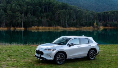 Δοκιμή Honda ZR-V e:HEV 184 PS: Midfielder