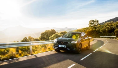 Cupra Formentor E-Hybrid: Πως συνδυάζονται κορυφαίες επιδόσεις και 1,2 lt/100 km κατανάλωση;
