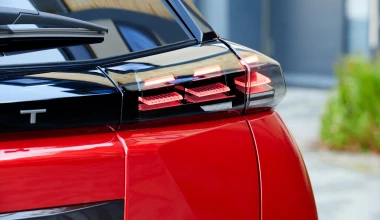 Δοκιμή Peugeot 2008 1.2 PureTech 130 PS EAT8: Αίσθηση υπεροχής  