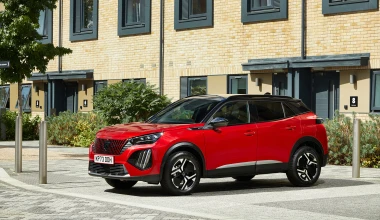 Δοκιμή Peugeot 2008 1.2 PureTech 130 PS EAT8: Αίσθηση υπεροχής  