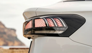 Volkswagen ID.7: Τα 5 πράγματα που πρέπει να ξέρεις για το κορυφαίο ηλεκτρικό