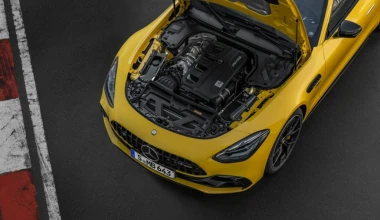 Νέα τετραθέσια υβριδική Mercedes - Με δίλιτρο μοτέρ 422 PS