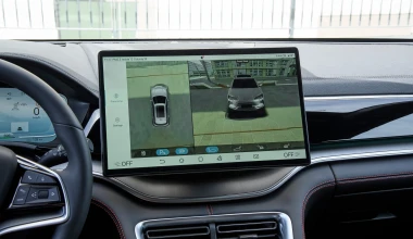 Οδηγούμε το BYD Seal U DM-i: Το plug-in D-SUV με τα 1.100 km αυτονομίας!