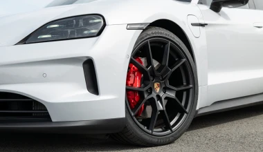 Porsche Taycan: Το αυτοκίνητο που υφαίνει όνειρα 