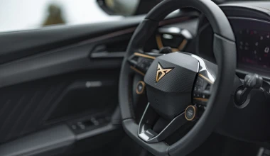 Οδηγούμε στη Βαρκελώνη τα νέα CUPRA Formentor και Leon