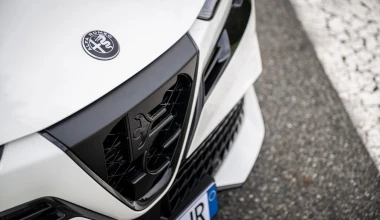 Οδηγούμε τη νέα Alfa Romeo Junior!