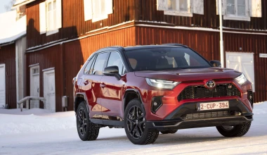 Toyota RAV4: Φθηνότερο έως 2.700 € στην Ελλάδα το SUV - Σε ποιες εκδόσεις