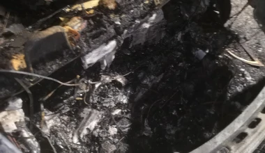 Λαμπάδιασε Tesla στην Αθήνα – Δεν έπαθε τίποτα η μπαταρία (αποκλειστικές εικόνες)