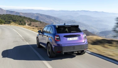 Οδηγούμε στο Balocco το Abarth 600e: Scorpionissima