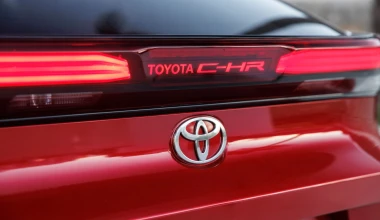 Toyota C-HR: Ο βασιλιάς των υβριδικών!