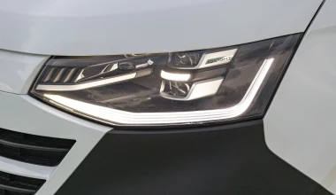 Οδηγούμε στο Λαύριο το νέο Volkswagen Transporter - Οι τιμές στην Ελλάδα